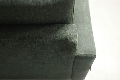 Image 8/12