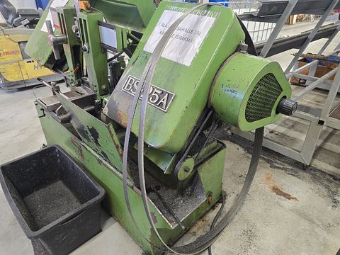 Image 7/8