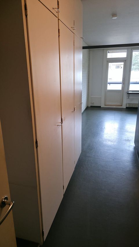 Image 19/24