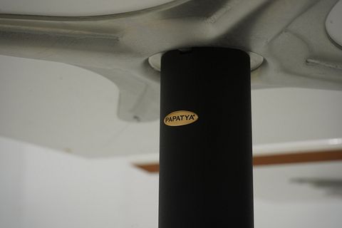 Image 6/6