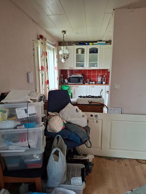 Image 6/25
