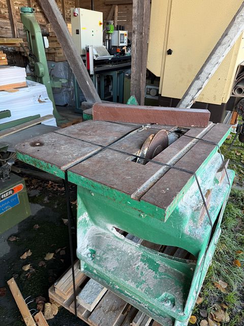 Image 5/12