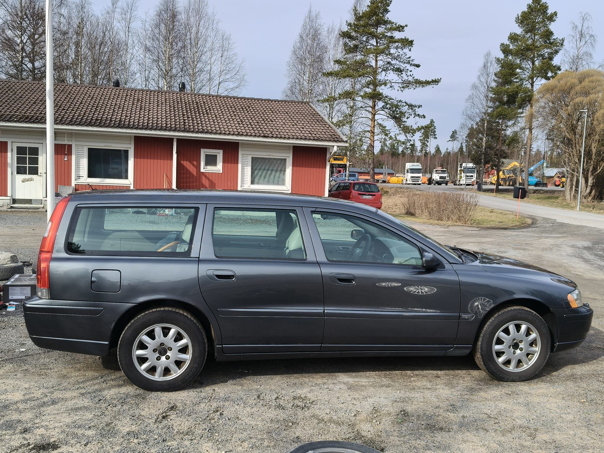 Image 11/46