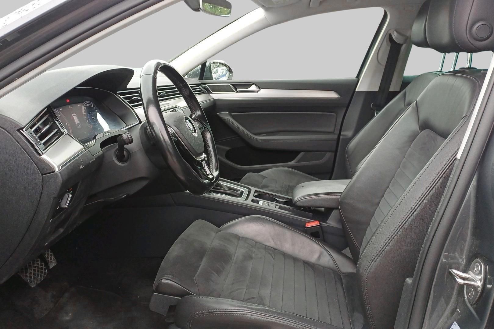 Image 9/39