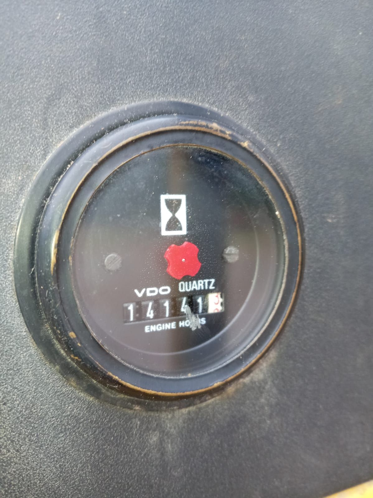 Image 3/8