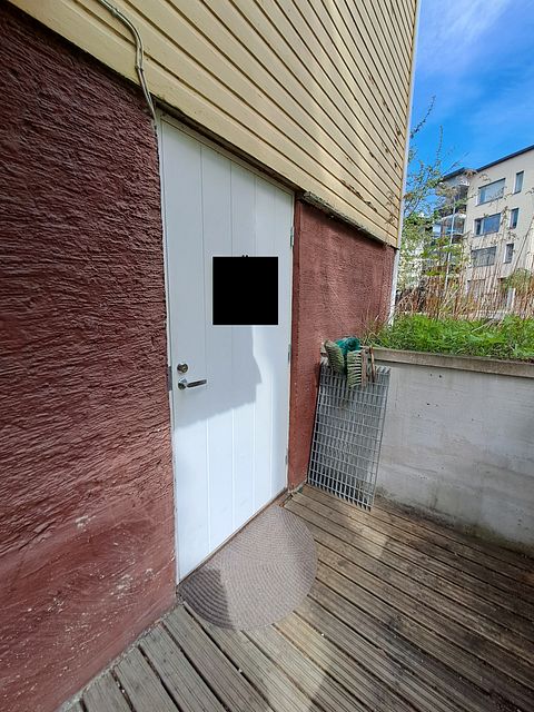 Image 12/14