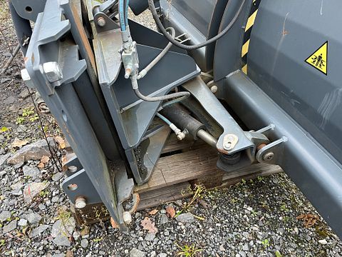 Image 5/11