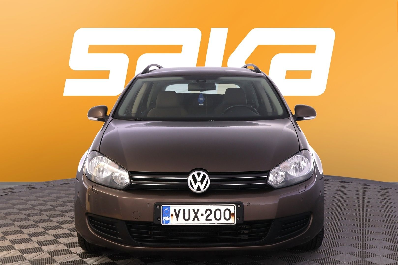 Image 2/32