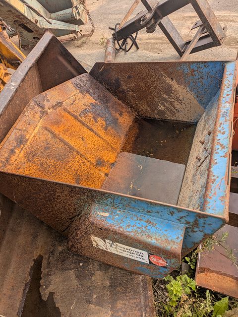 Image 6/7