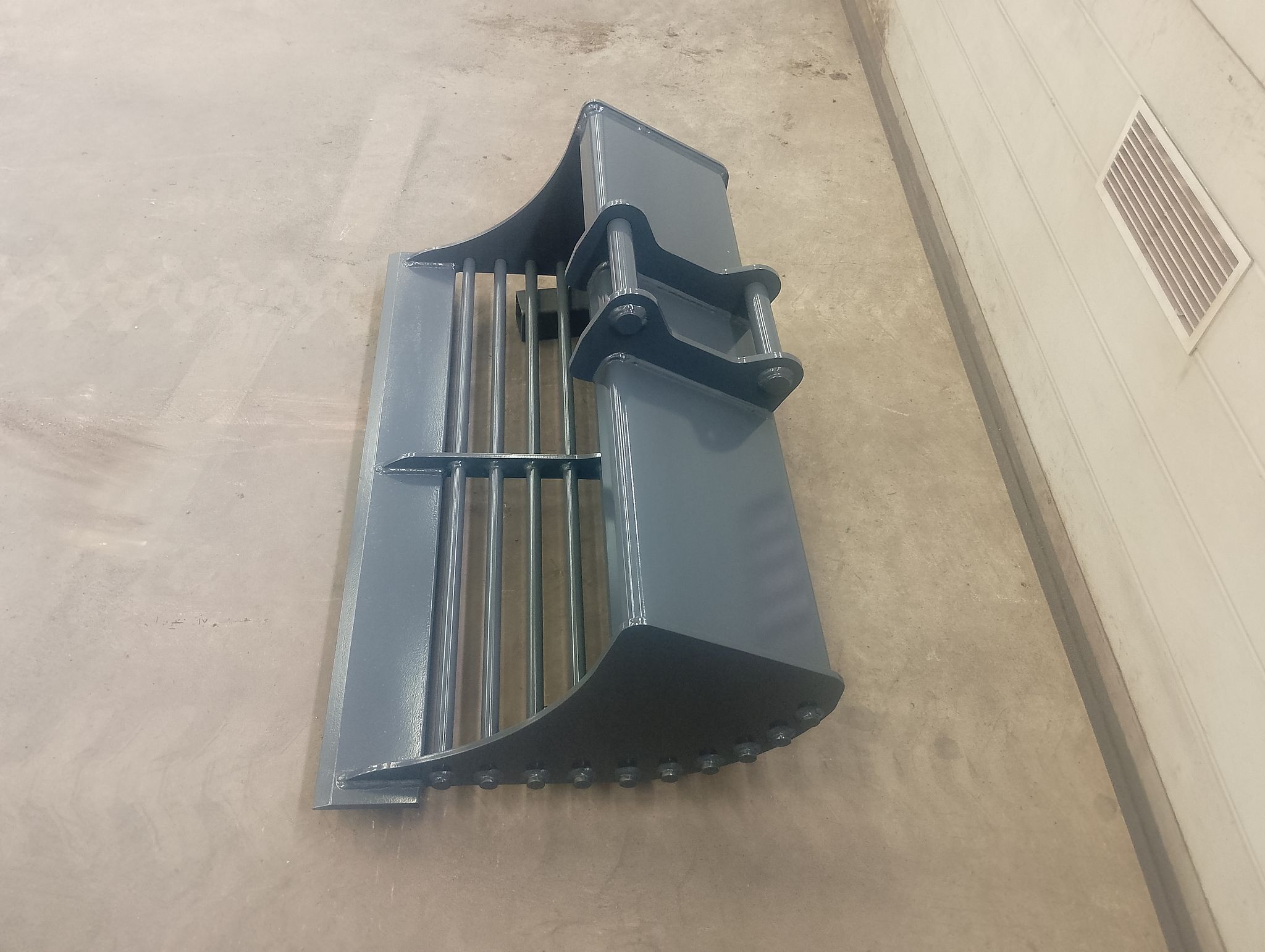 Image 2/2