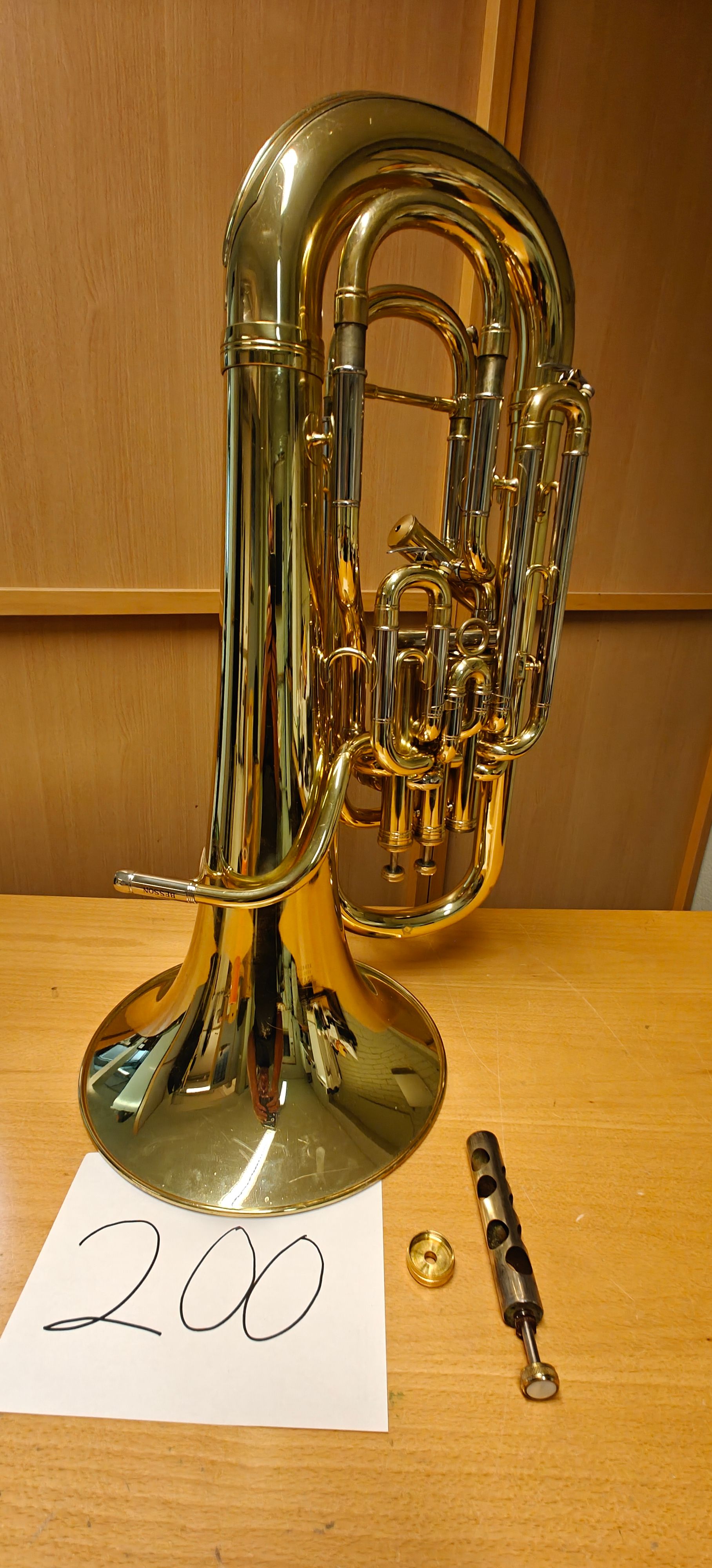 Image 4/18