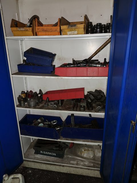 Image 11/12