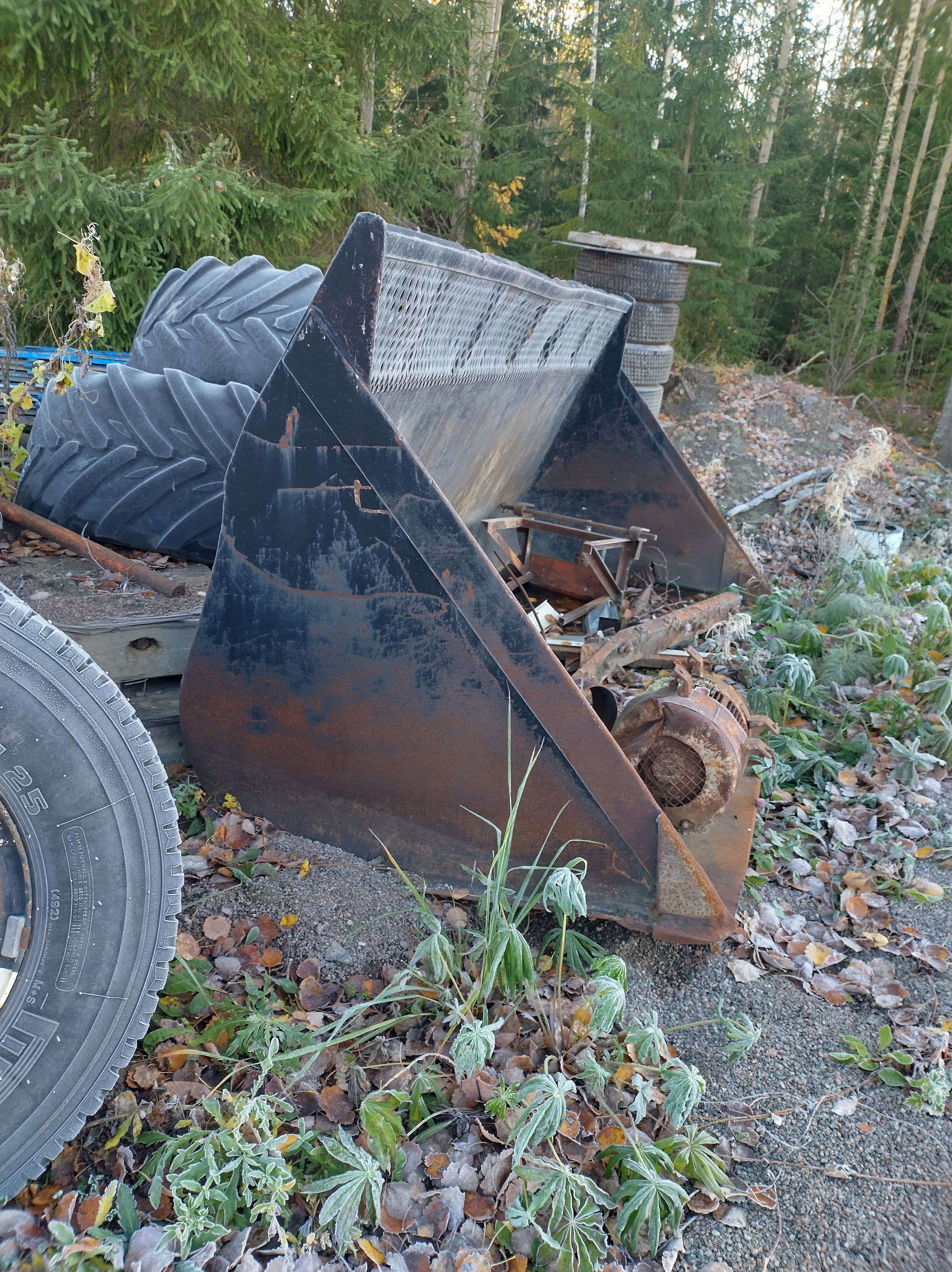 Image 1/2