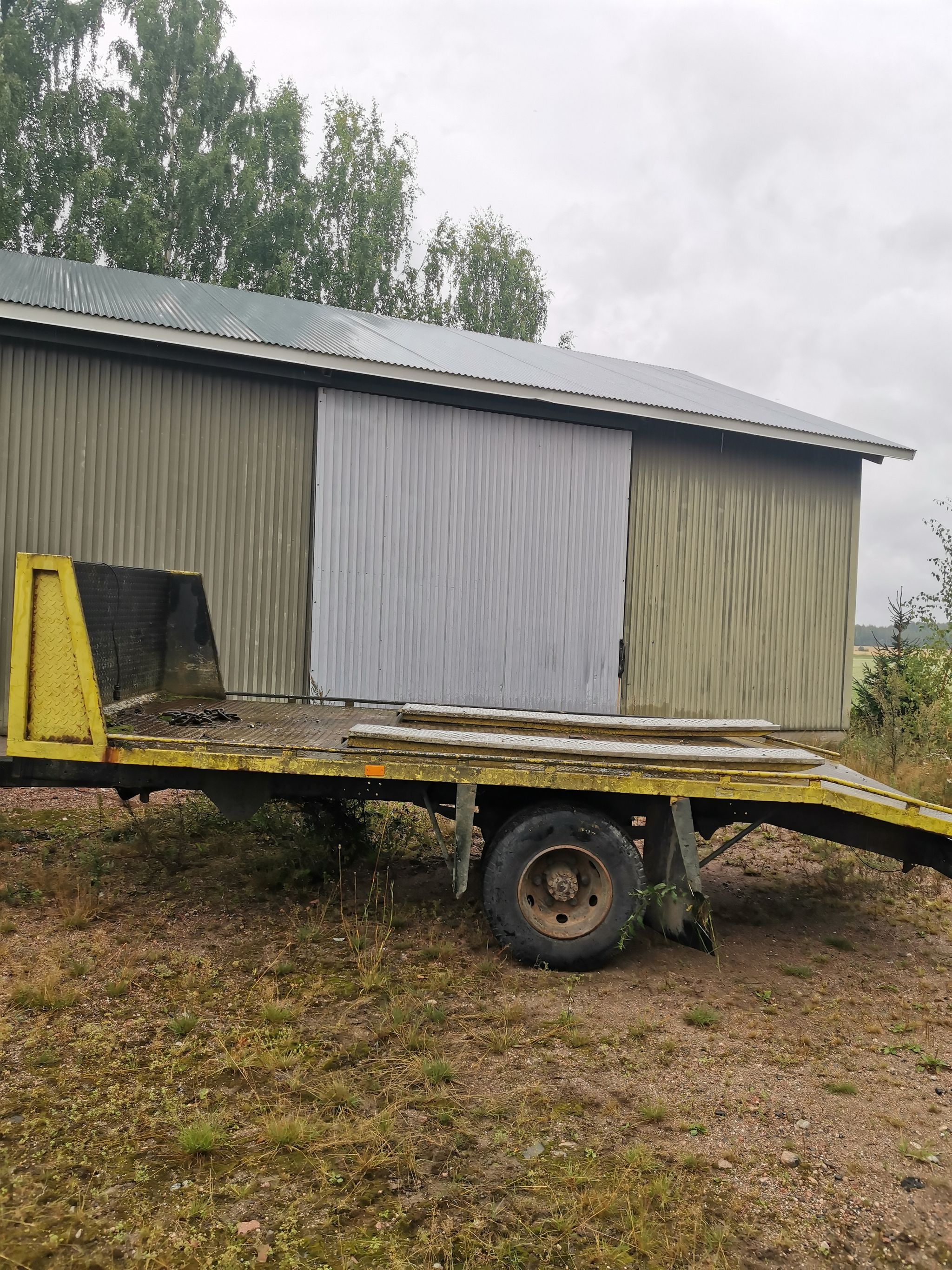 Image 3/4