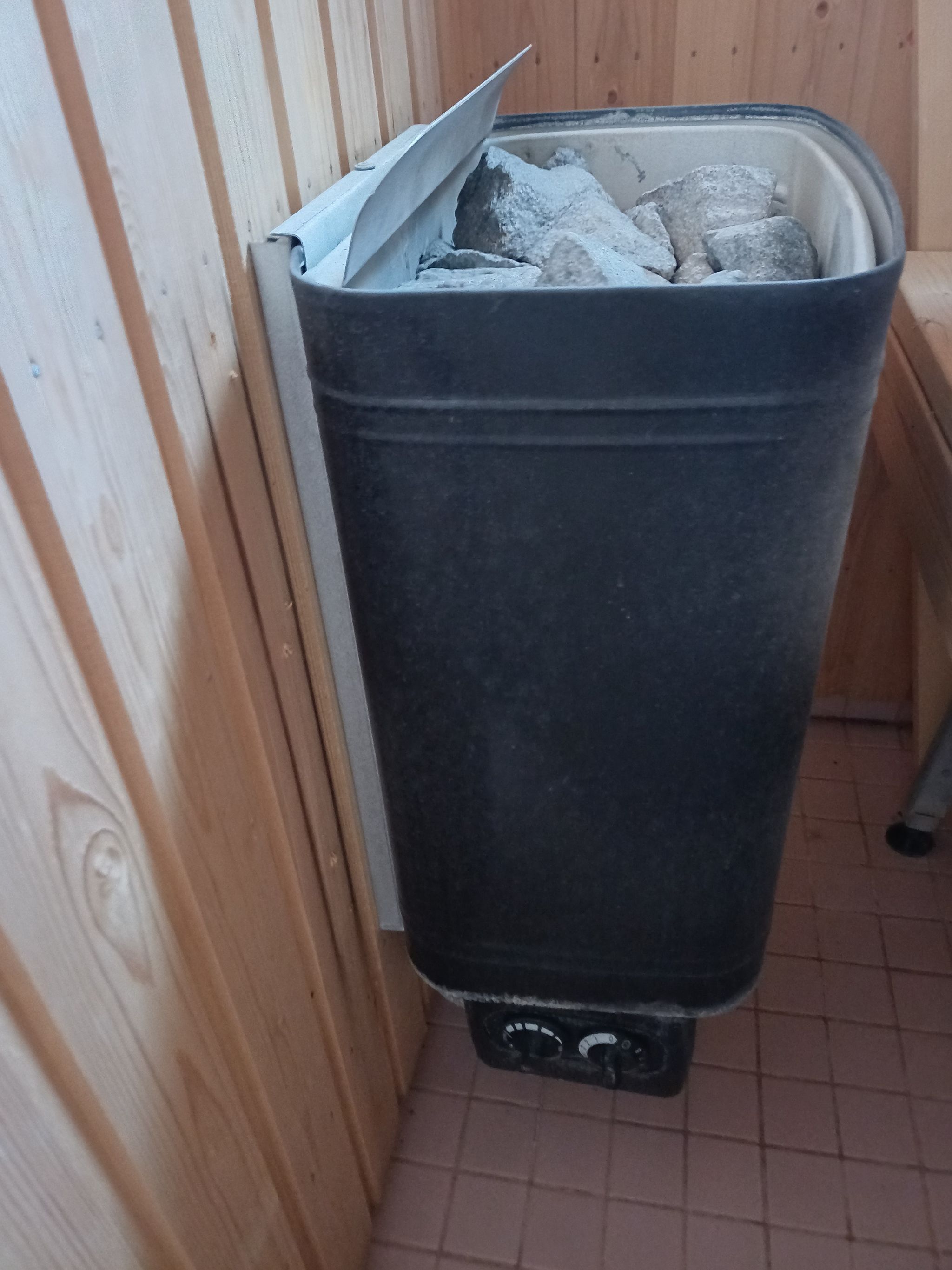 Image 46/53