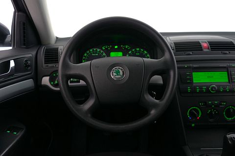 Image 9/36