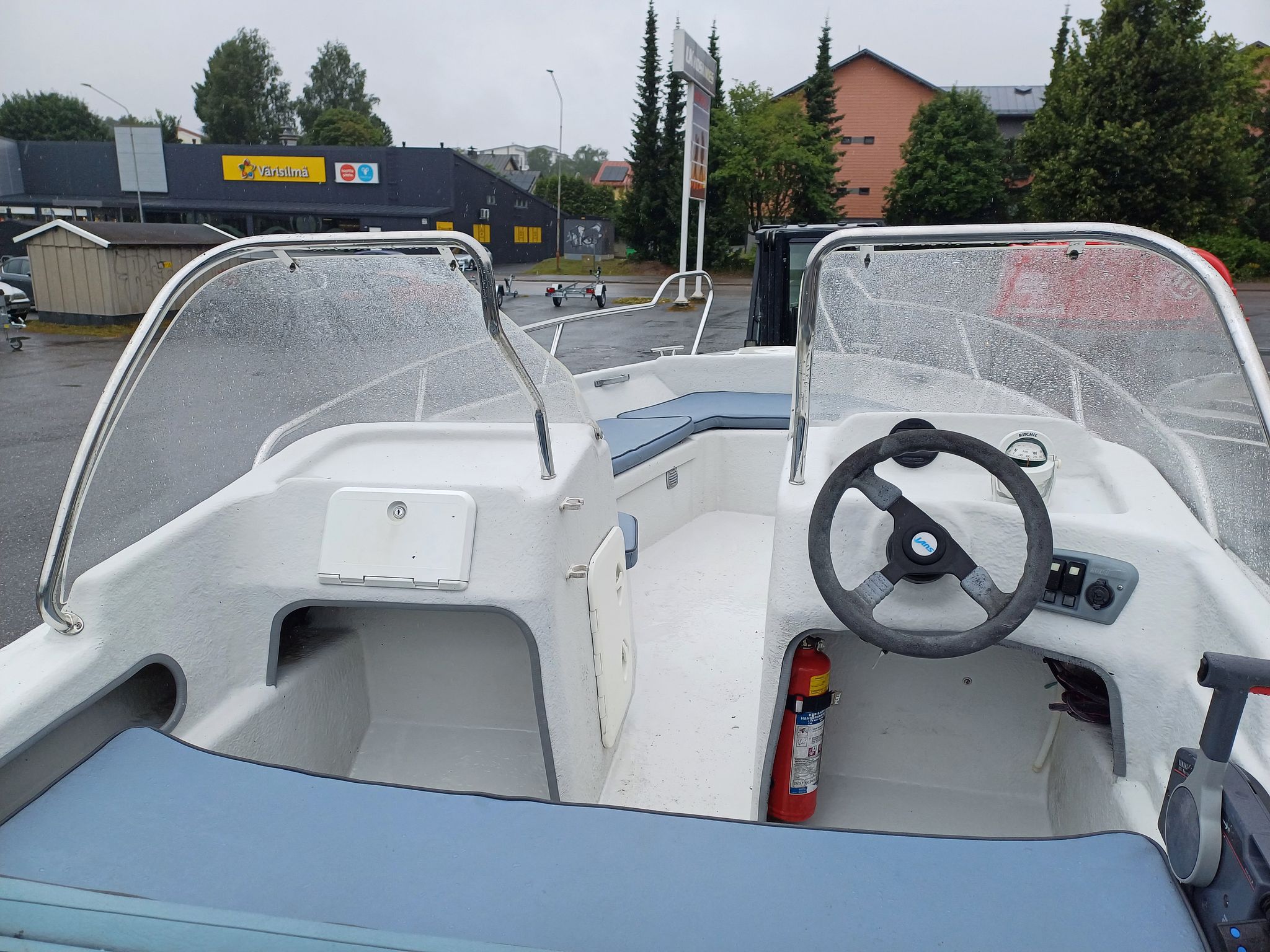 Image 15/30