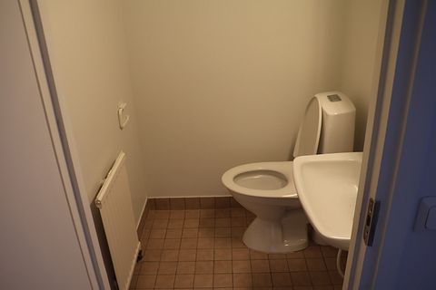 Image 10/12