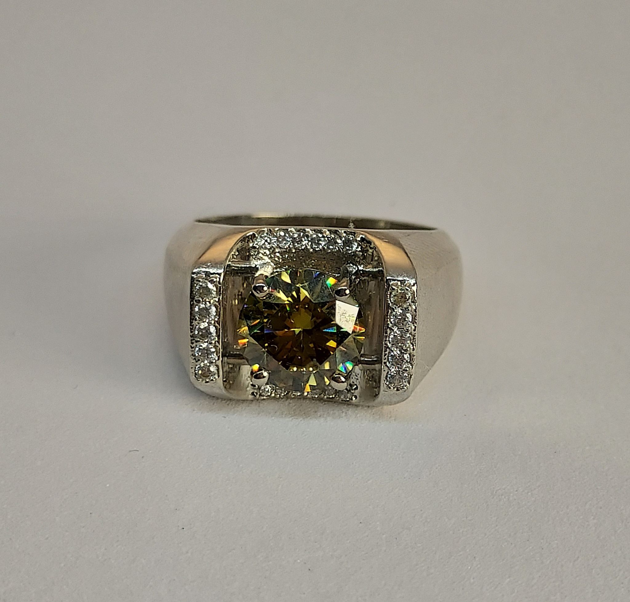 Image 3/5