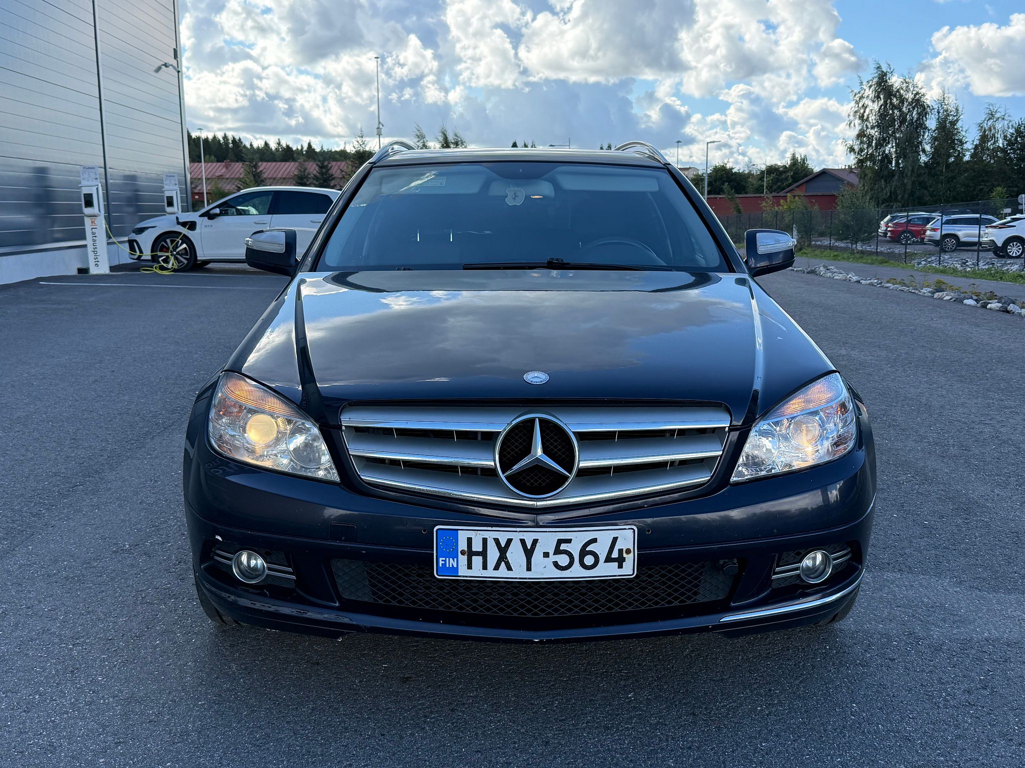 Image 2/35
