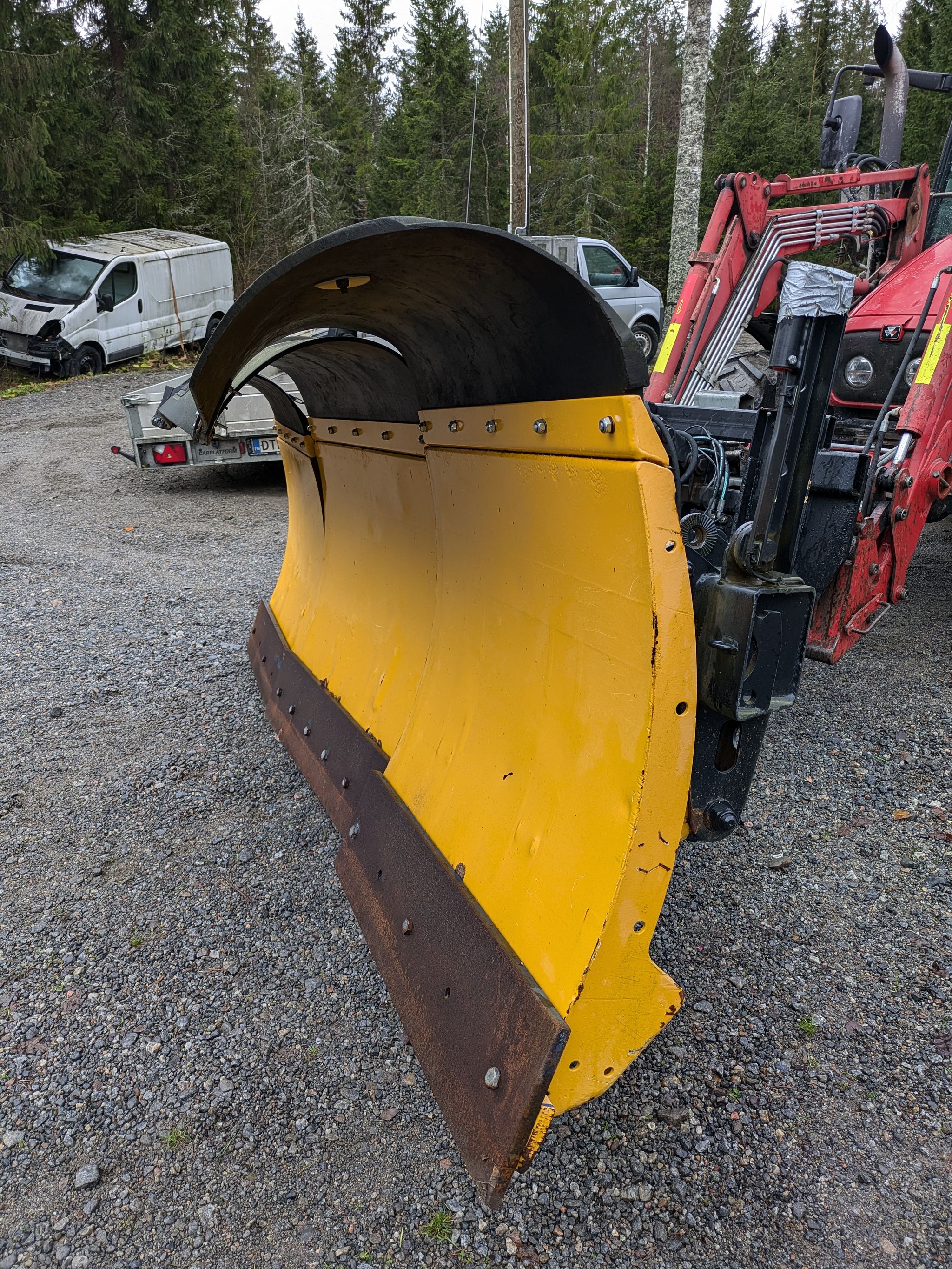 Image 1/7