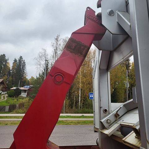 Image 10/24