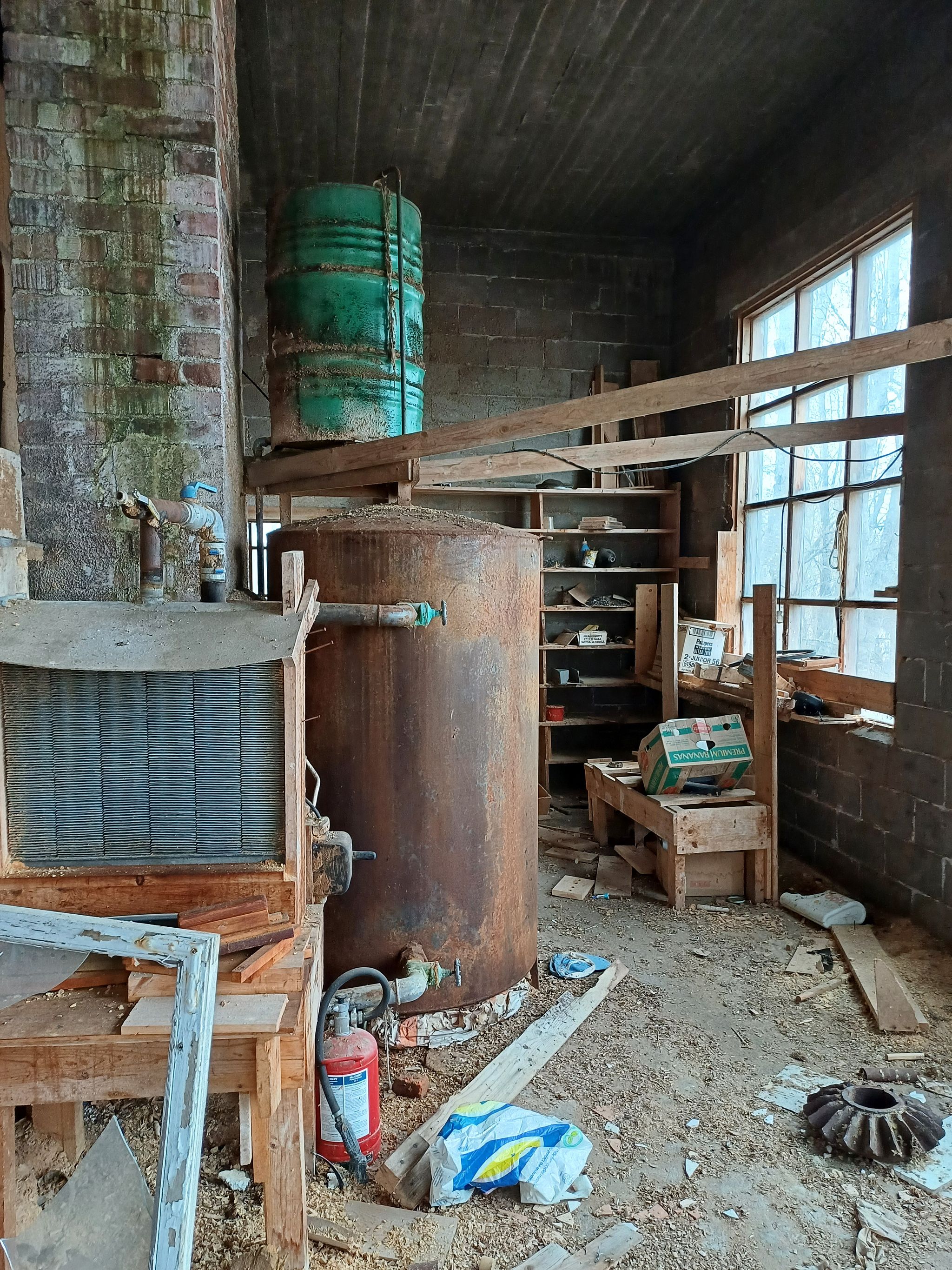 Image 6/8