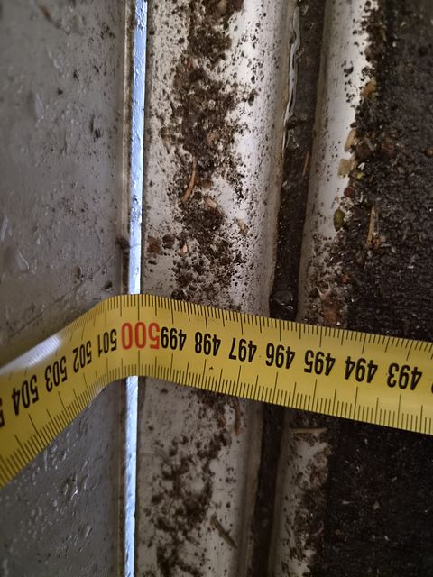 Image 8/17