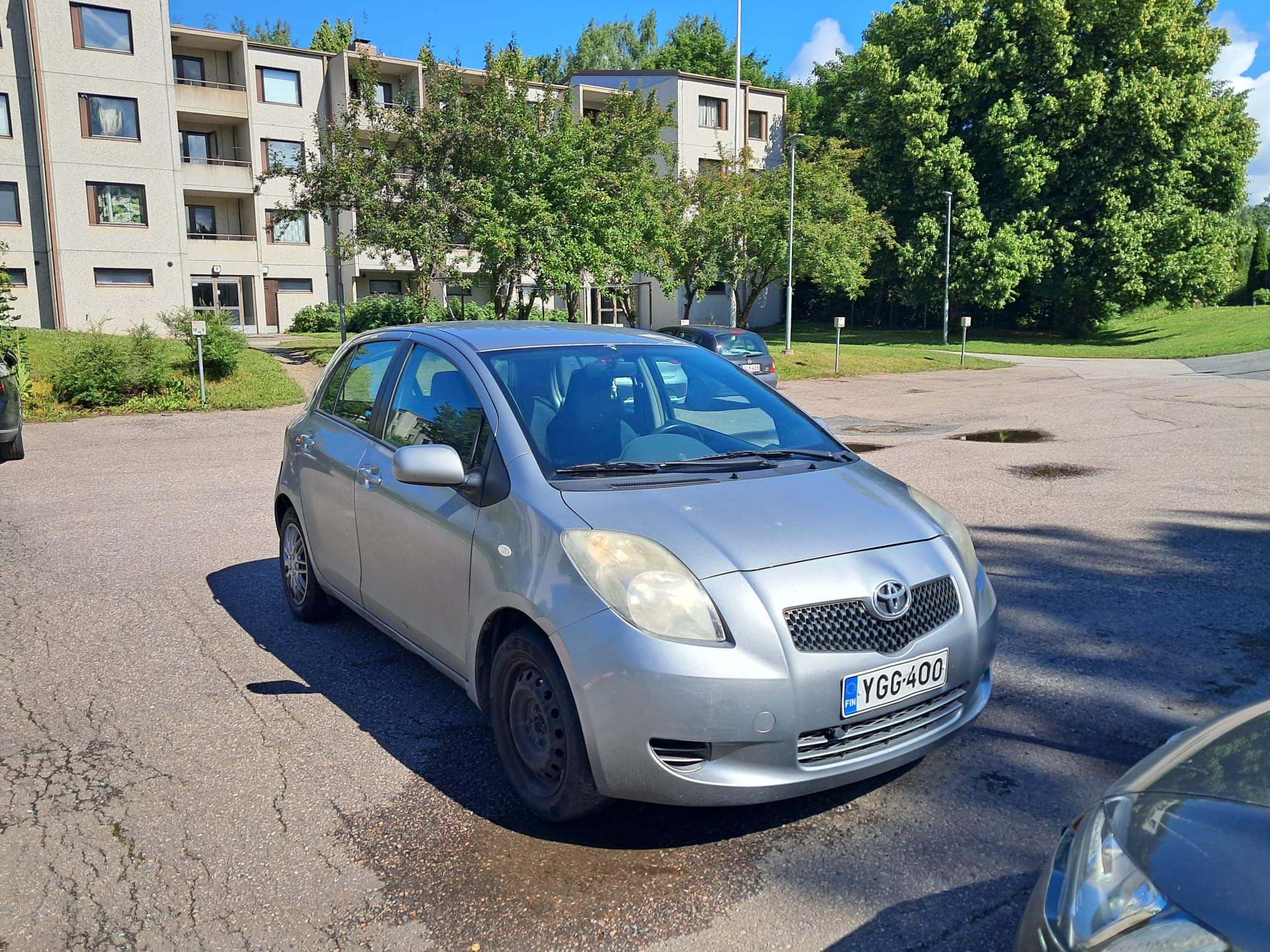 Image 2/10
