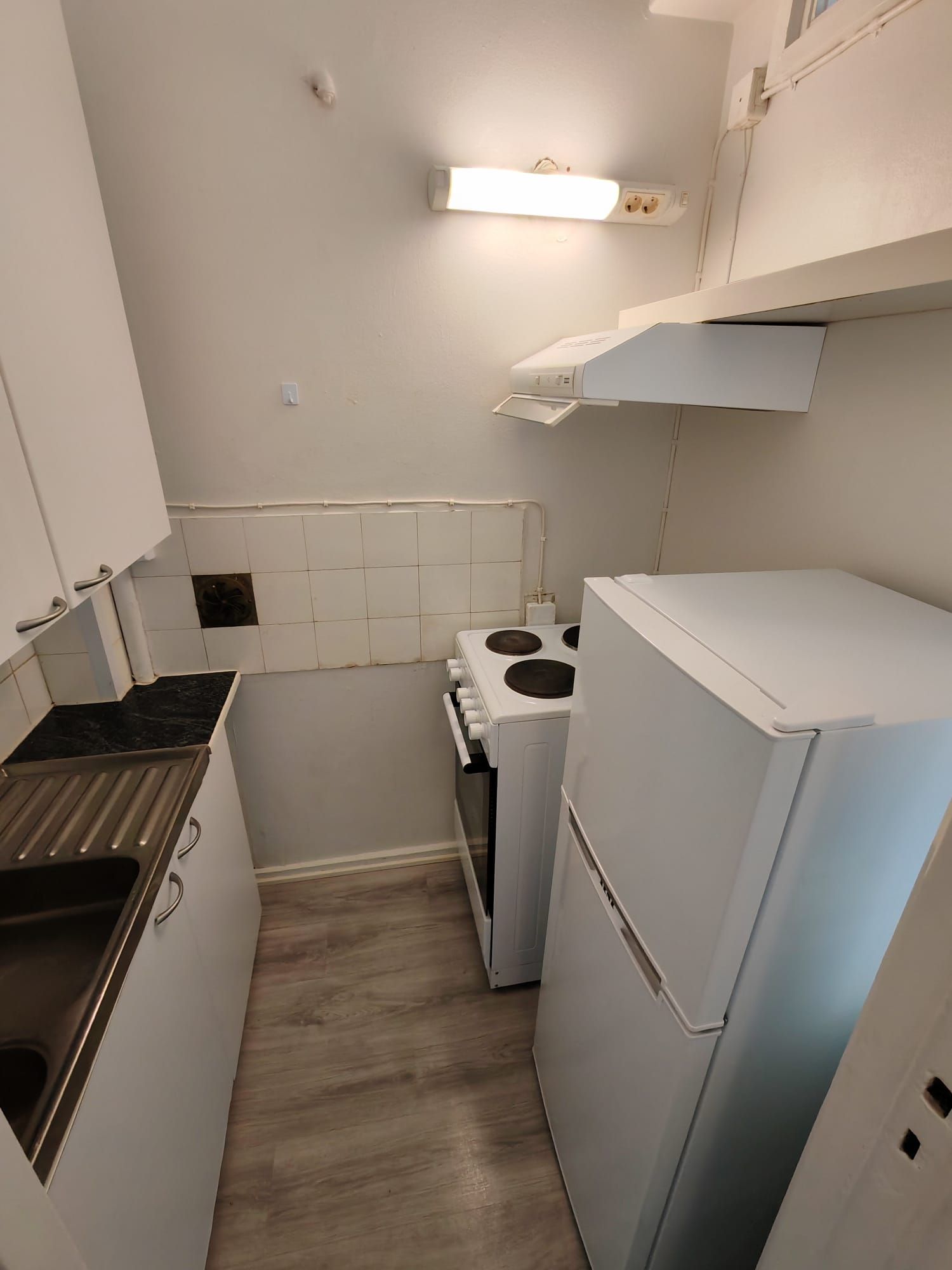 Image 7/9