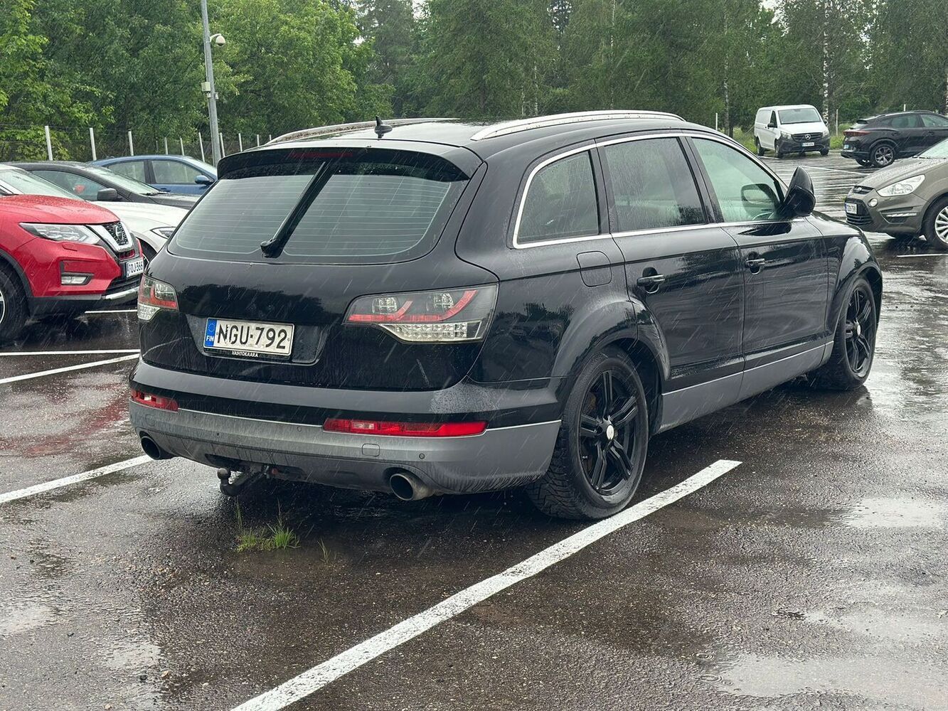 Image 4/7