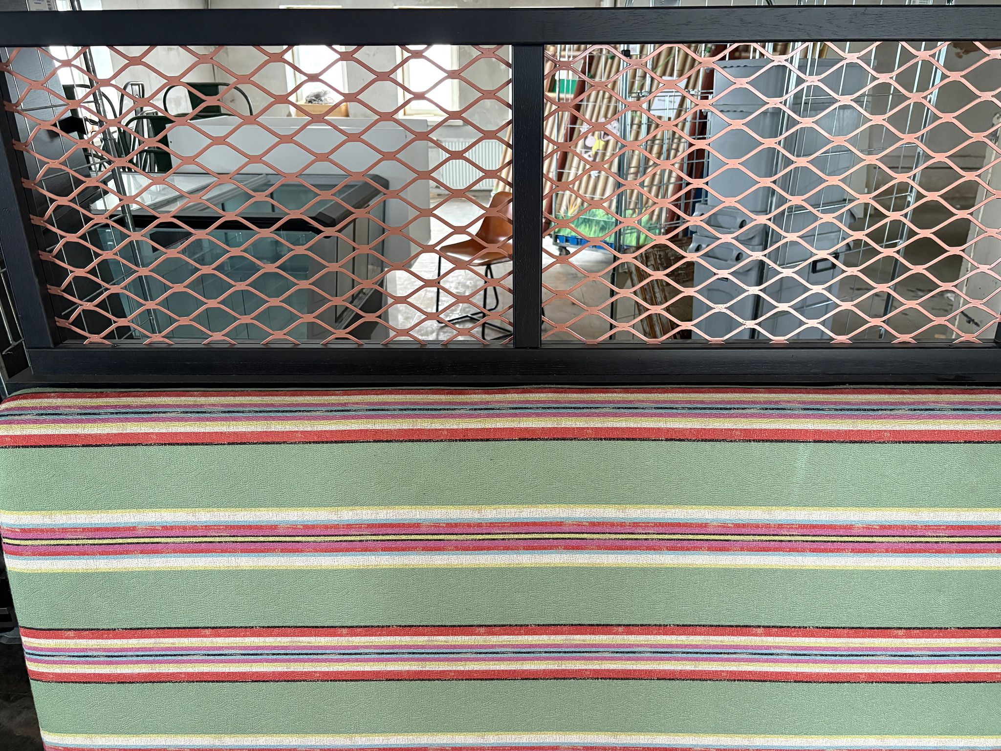 Image 3/7