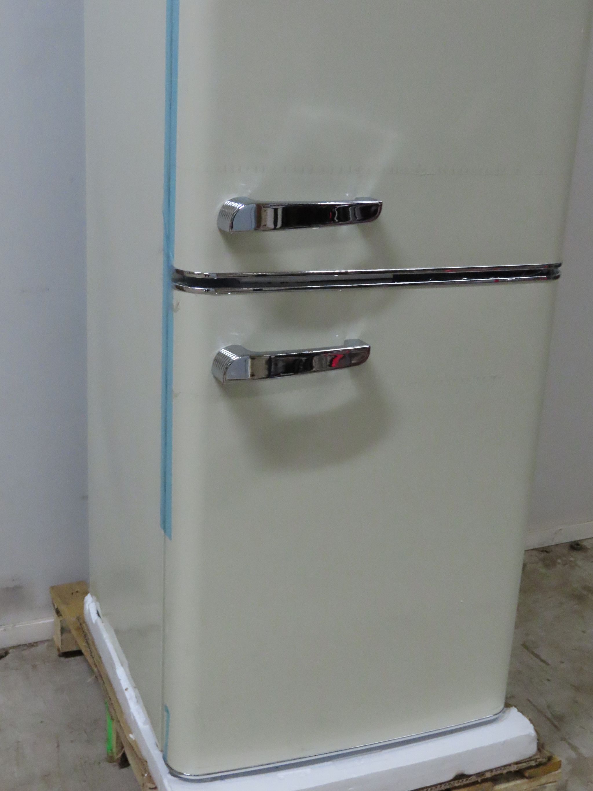 Image 3/5