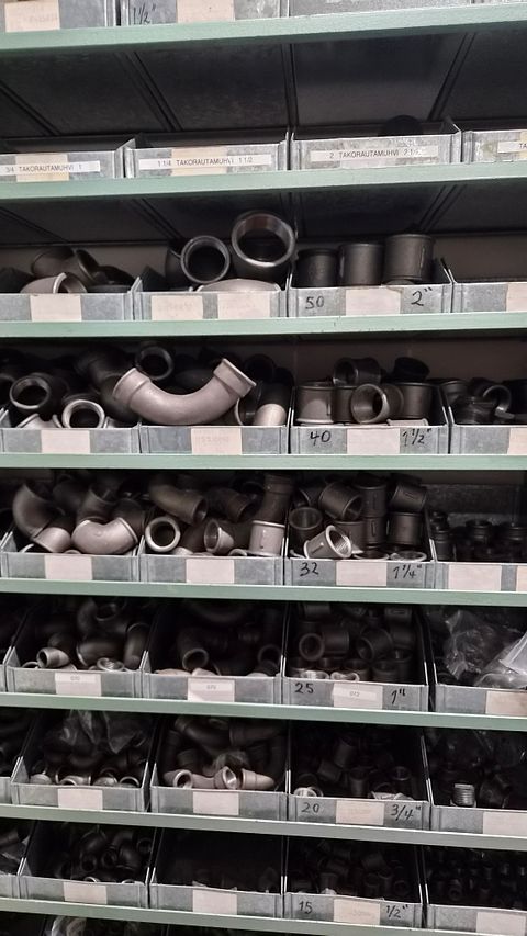Image 3/8