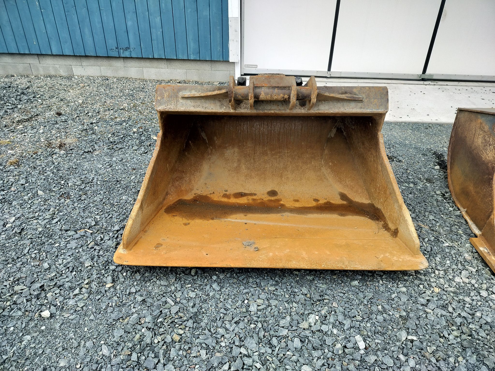 Image 2/2