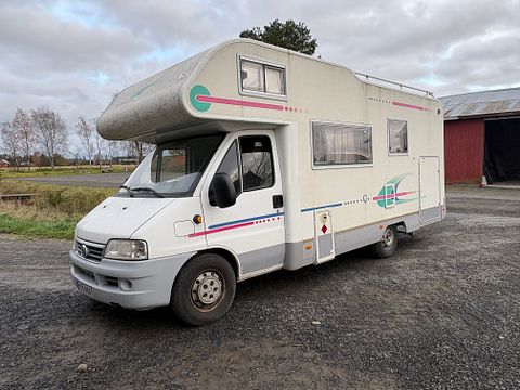 Image 3/33