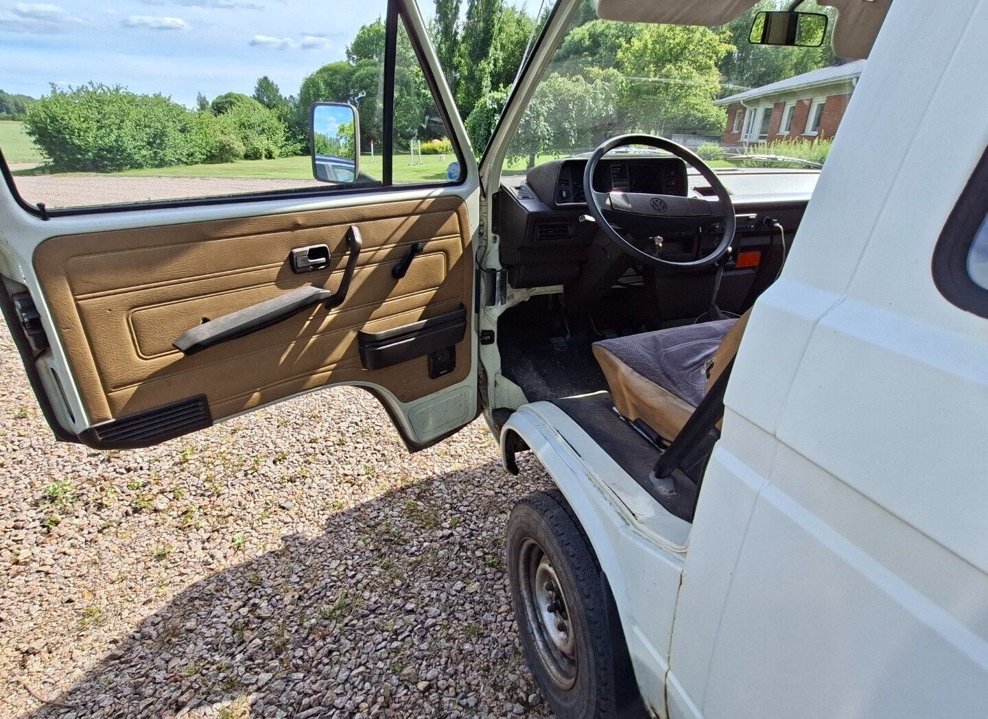 Image 10/19