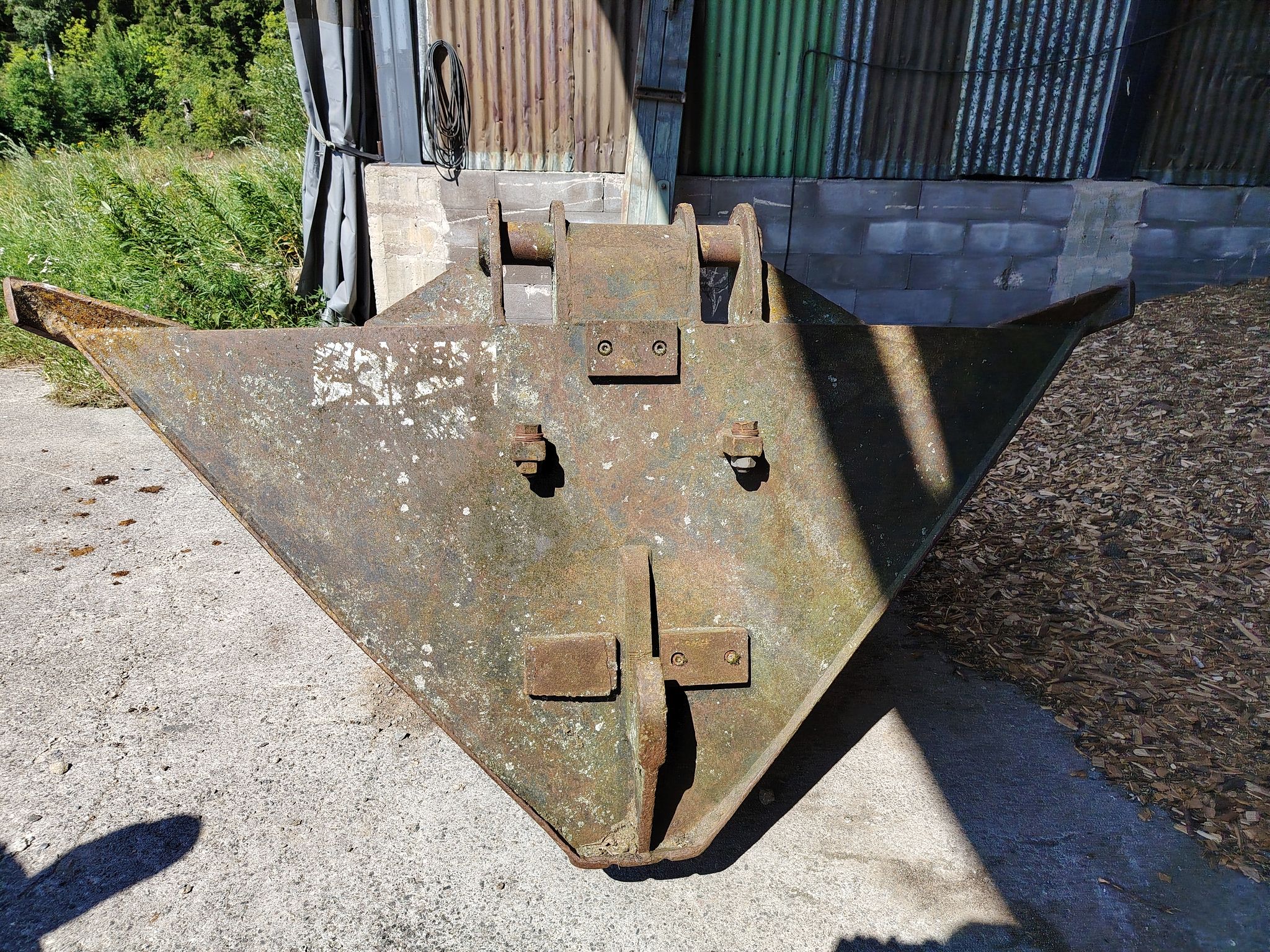 Image 2/2