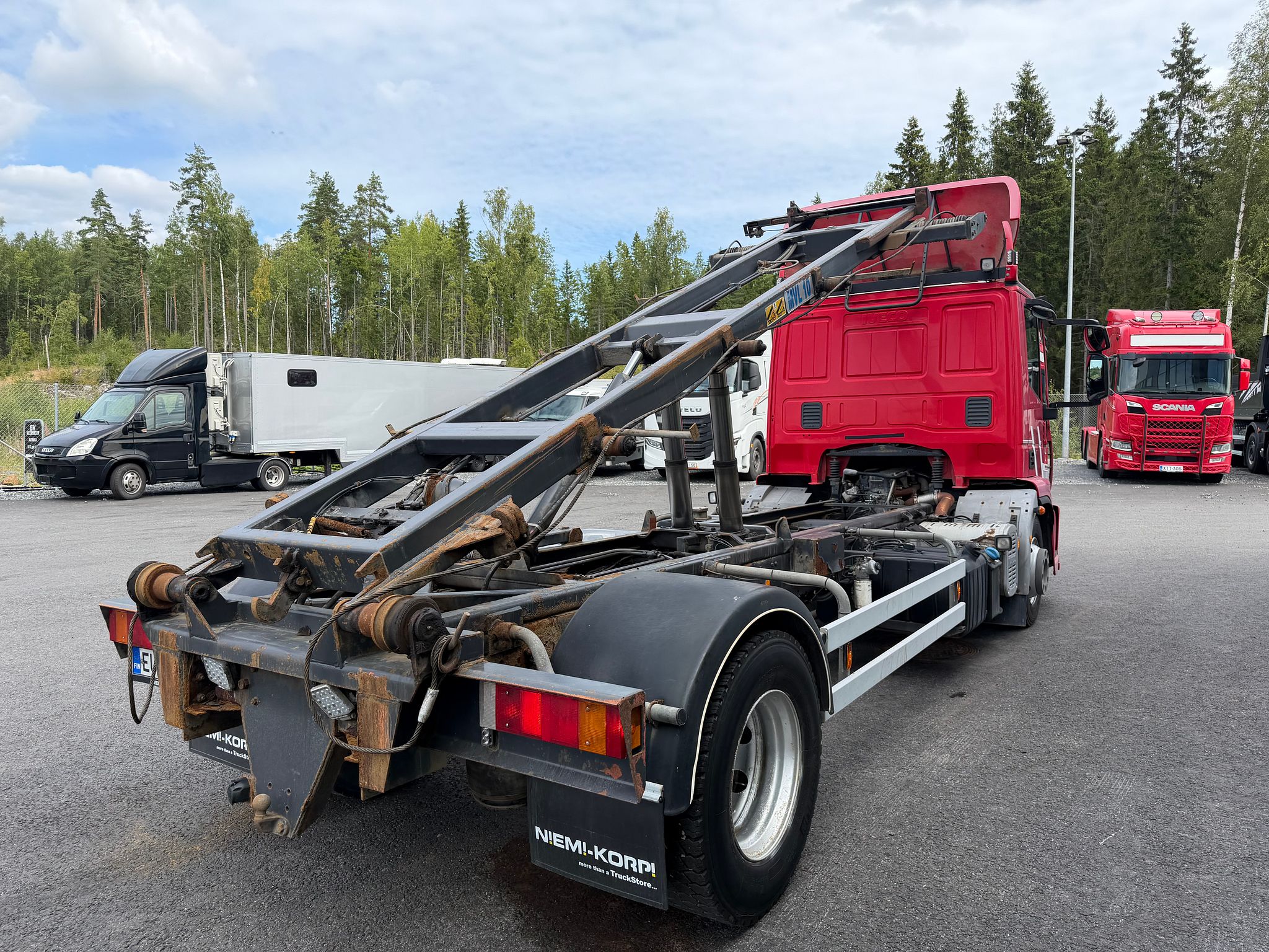 Image 7/32