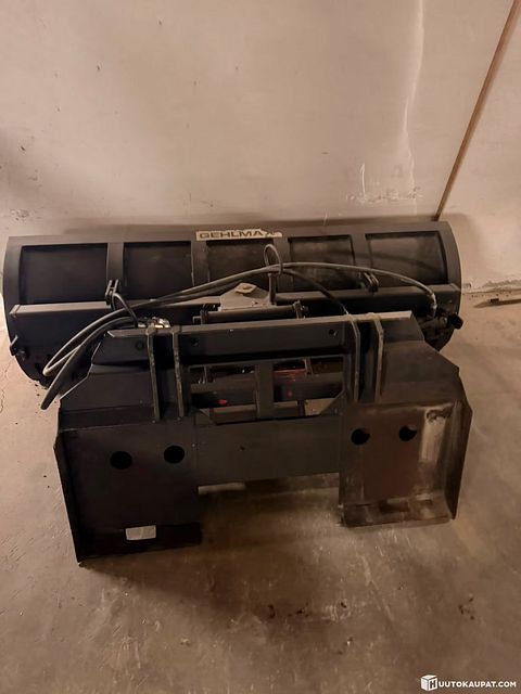 Image 3/8