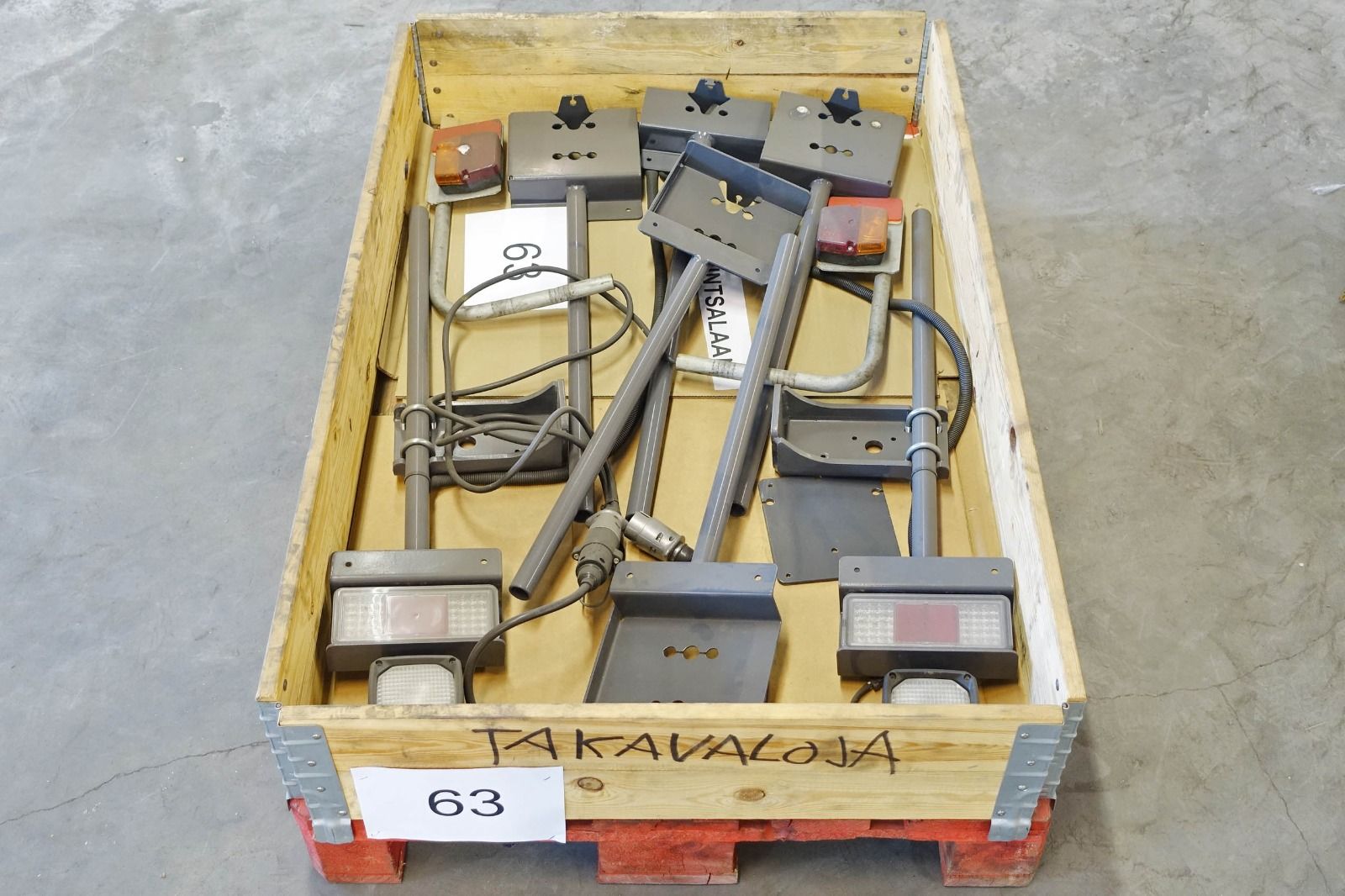 Image 2/4
