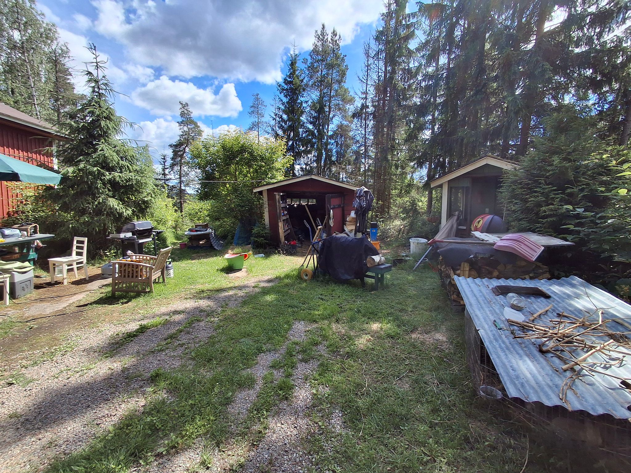 Image 2/17