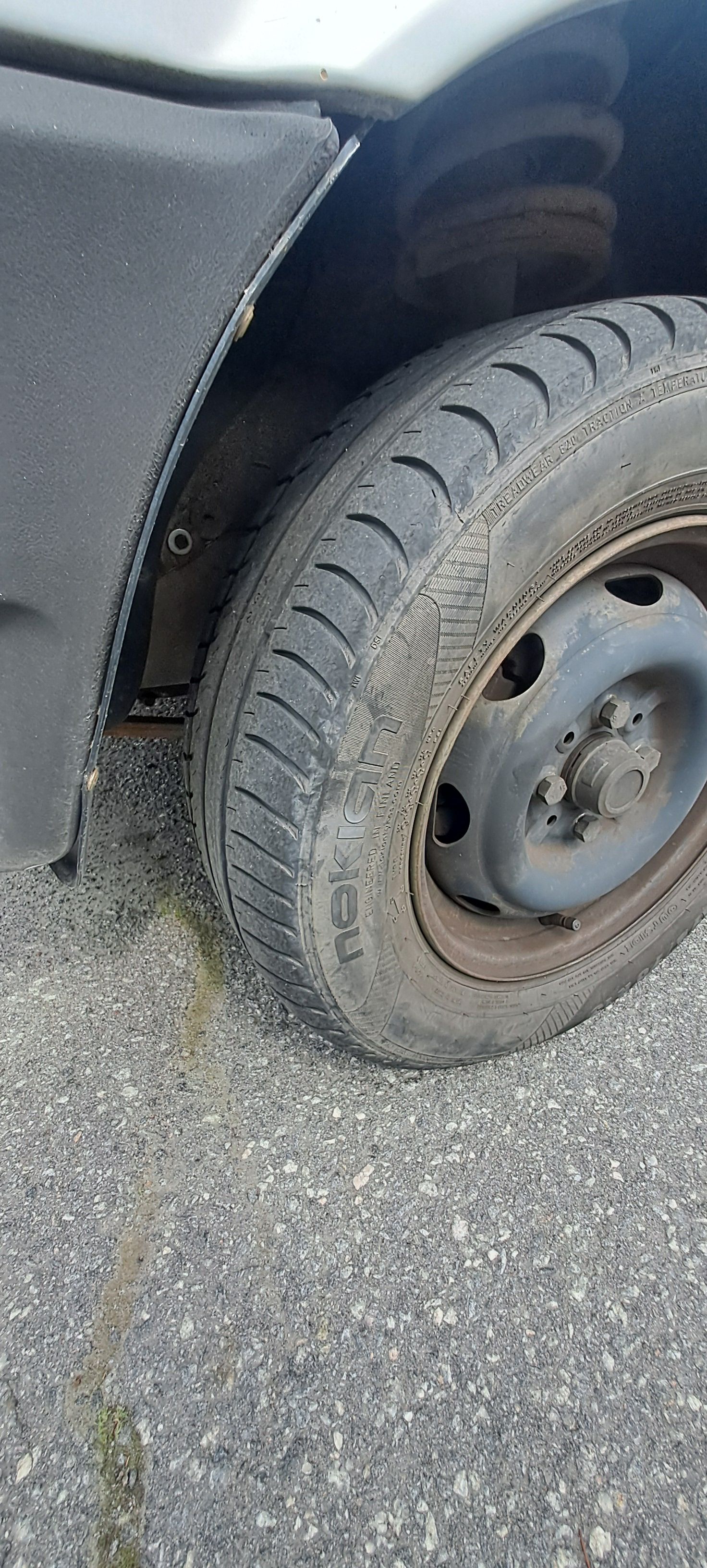 Image 8/10
