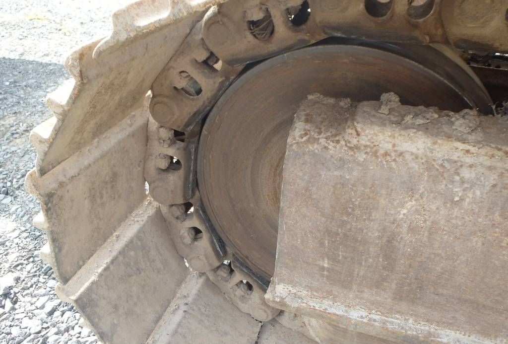Image 11/24