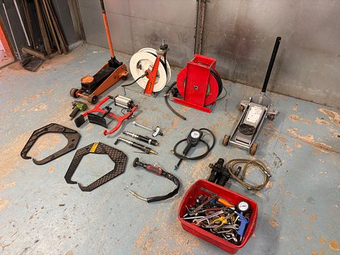 Image 2/20