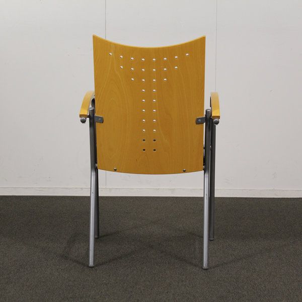 Image 5/9