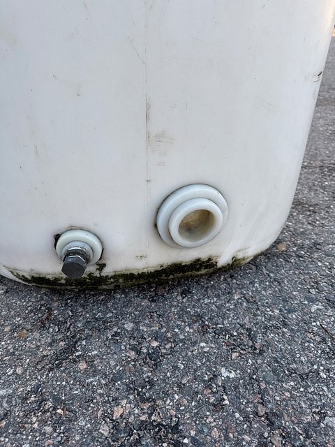 Image 4/9