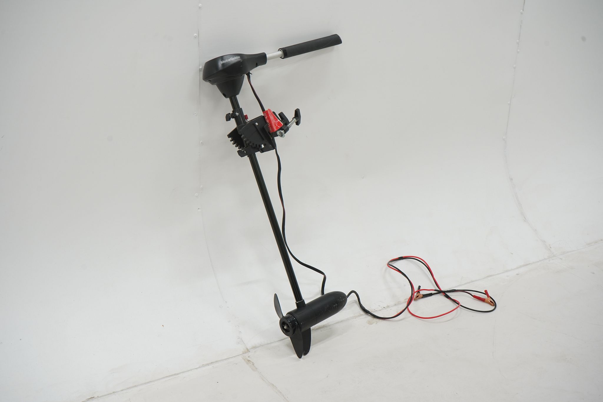 Image 1/8