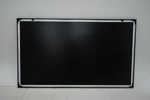 Image 3/9