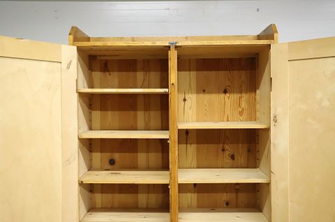 Image 11/20